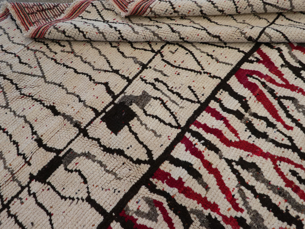 Modern Moroccan Carpet, No.26645 - Gsblank
