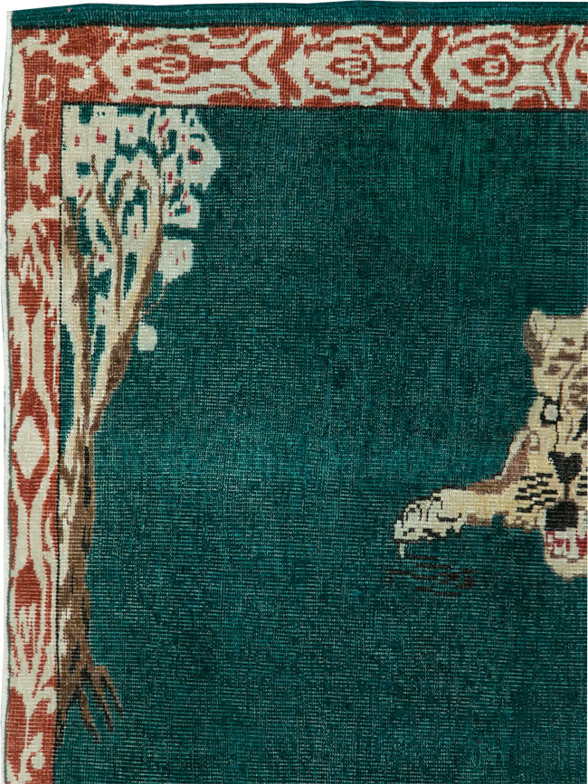 Vintage Pictorial Anatolian Rug, No.26669 - Gsblank