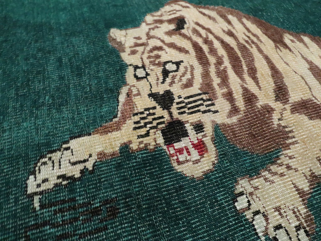 Vintage Pictorial Anatolian Rug, No.26669 - Gsblank