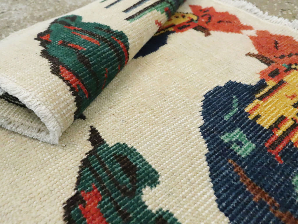 Vintage Turkish Anatolian Pictorial Throw Rug, No.26670 - Gsblank