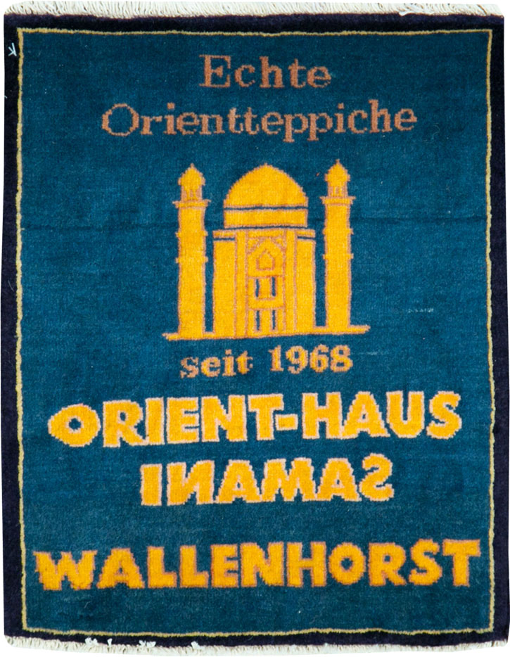 Vintage Persian Kashan Pictorial Rug, No.26685 - Gsblank