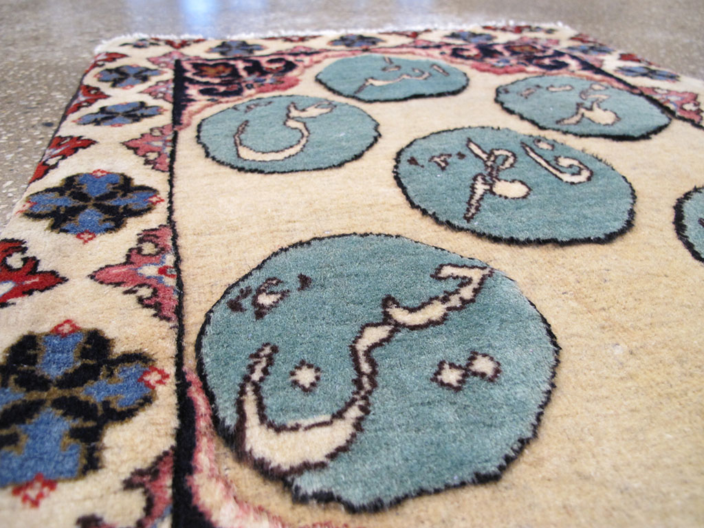 Vintage Persian Tabriz Pictorial Rug, No.26689 - Gsblank