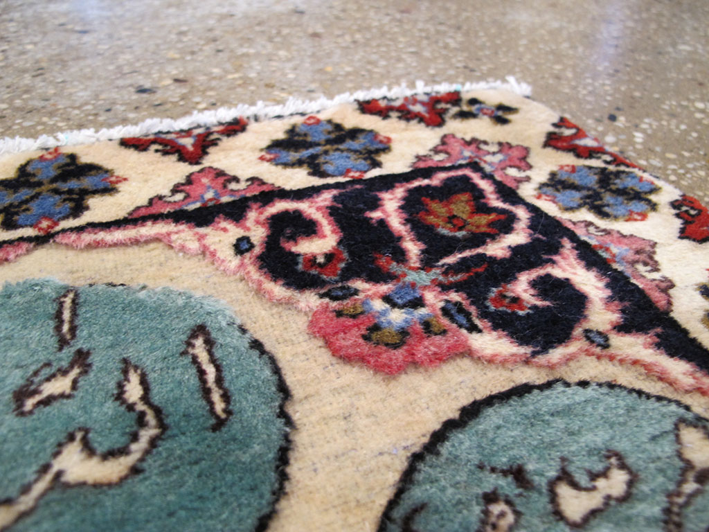 Vintage Persian Tabriz Pictorial Rug, No.26689 - Gsblank