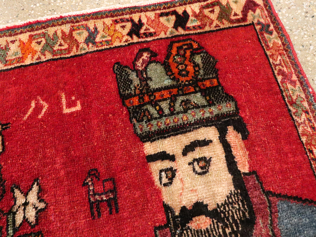 Vintage Persian Shiraz Pictorial Rug, No.26699 - Gsblank