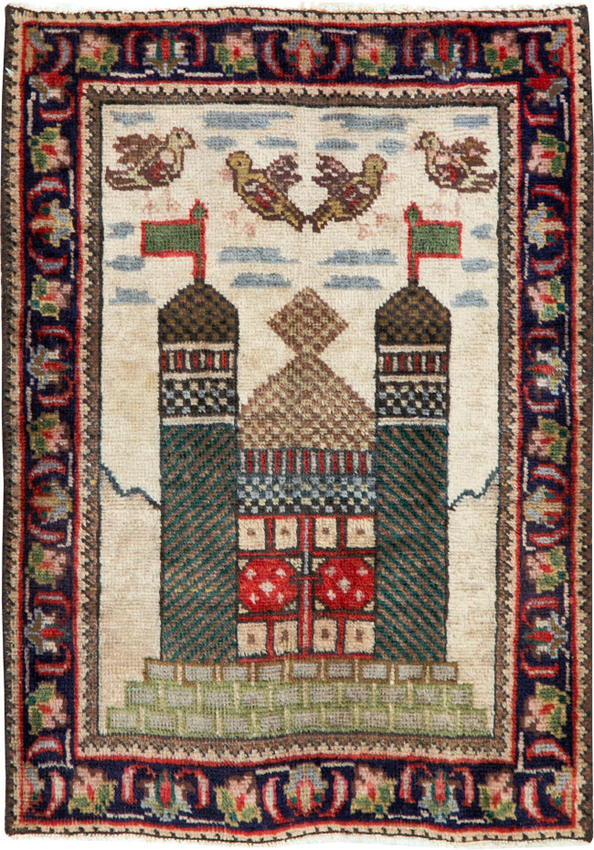 Vintage Persian Tabriz Pictorial Rug, No.26704 - Gsblank