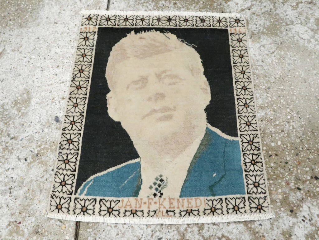 Vintage Persian Tabriz Pictorial Rug (Pair: 2 of 2), No.26710 - Gsblank