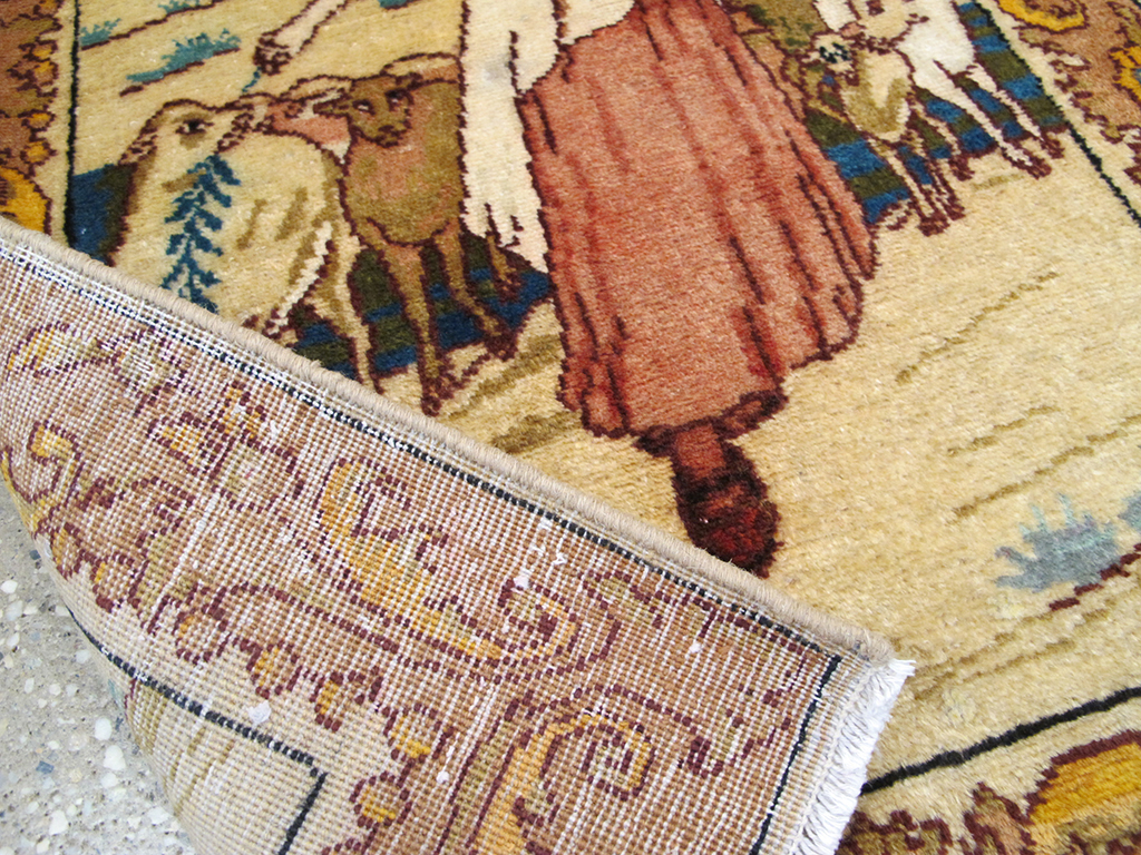 Vintage Persian Tabriz Pictorial Throw Rug, No.26711 - Gsblank