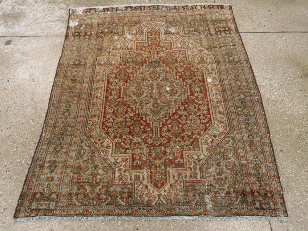 Antique Persian Senneh Distressed Rug, No.26712 - Gsblank