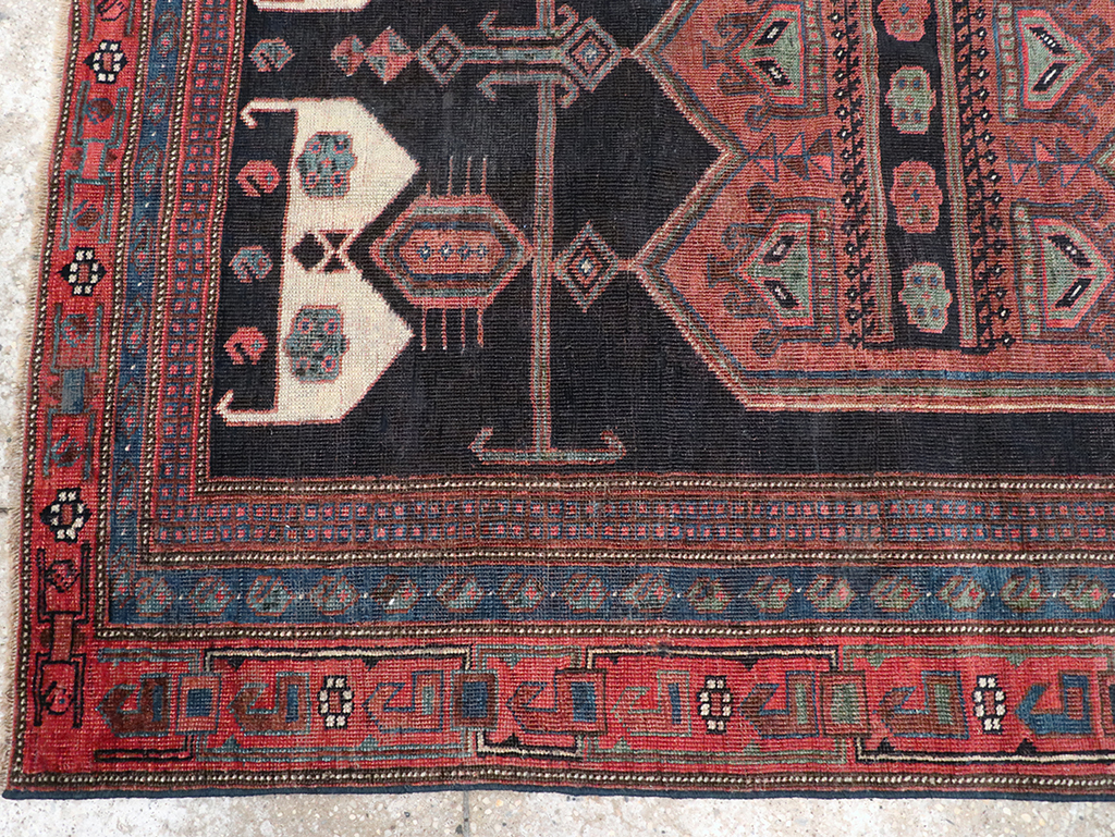 Antique Persian Afshar Accent Rug, No.26719 - Gsblank