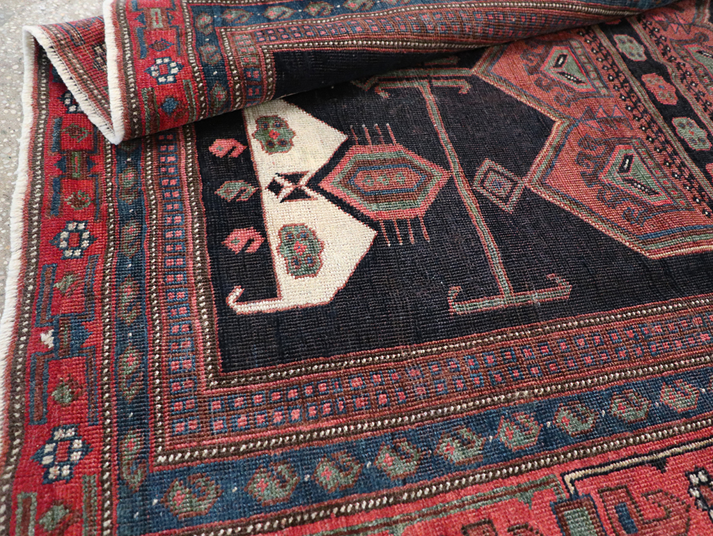 Antique Persian Afshar Accent Rug, No.26719 - Gsblank