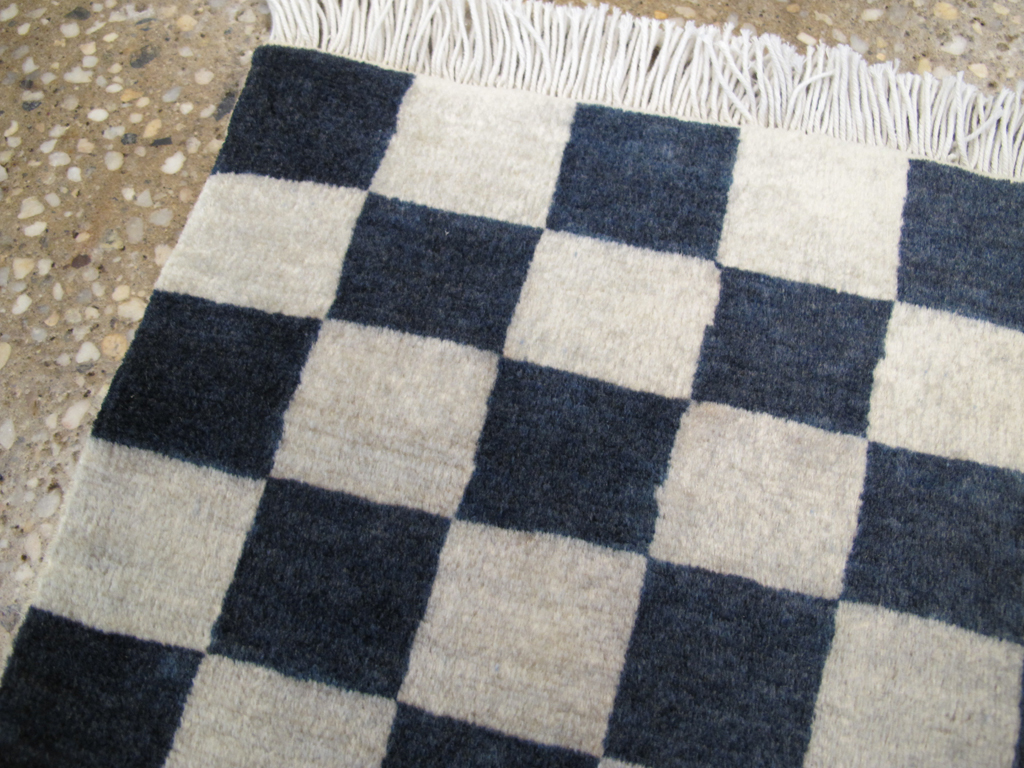 Vintage Persian Tabriz Square Rug, No.26726 - Gsblank