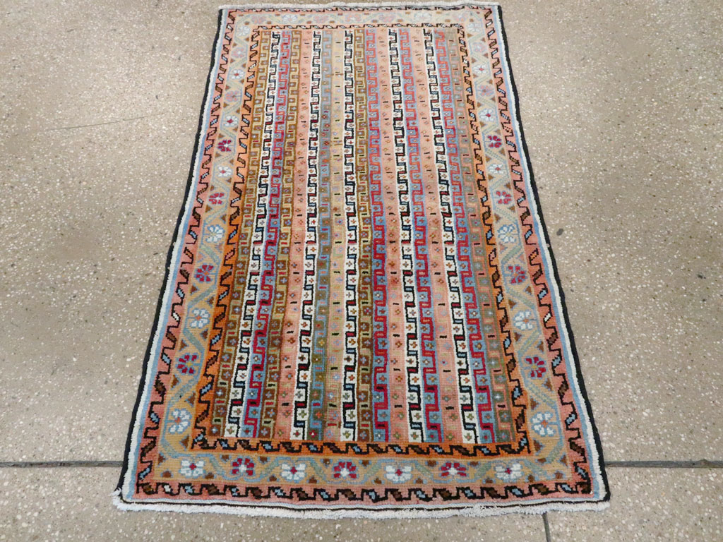 Vintage Persian Mahal Rug, No.26732 - Gsblank