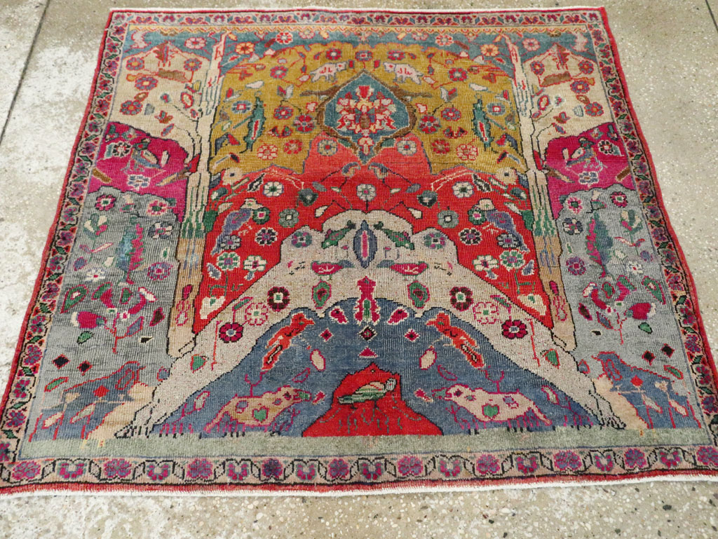 Vintage Persian Pictorial Tabriz Rug, No.26733 - Gsblank