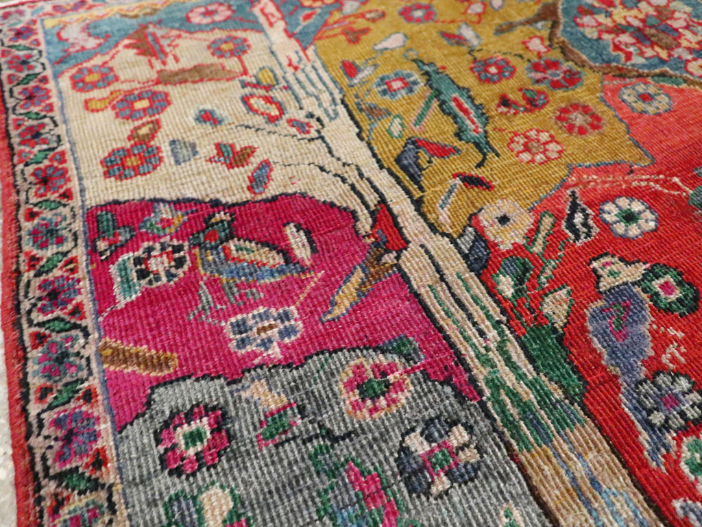 Vintage Persian Pictorial Tabriz Rug, No.26733 - Gsblank
