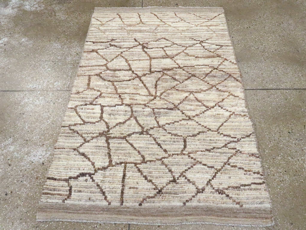 Modern Persian Gabbeh Rug, No.26736 - Gsblank