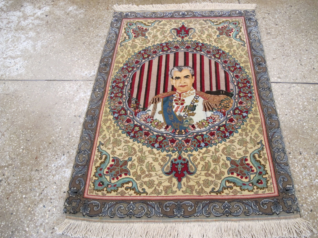 Vintage Persian Tabriz Pictorial Rug, No.26771 - Gsblank