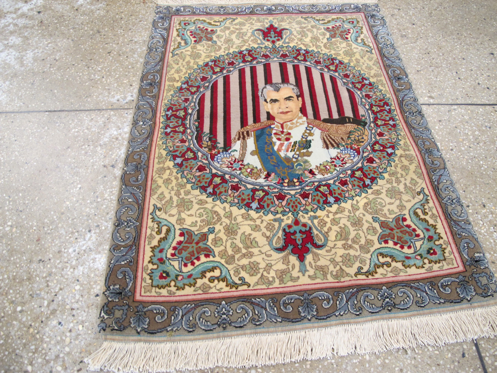 Vintage Persian Tabriz Pictorial Rug, No.26771 - Gsblank