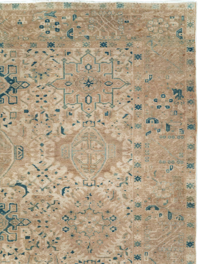 Vintage Persian Karajeh Small Room Size Carpet, No.26772 - Gsblank