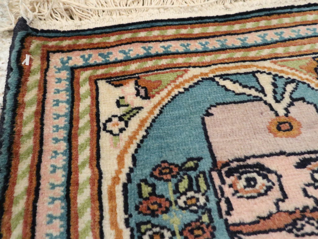 Vintage Persian Tabriz Pictorial Rug, No.26781 - Gsblank