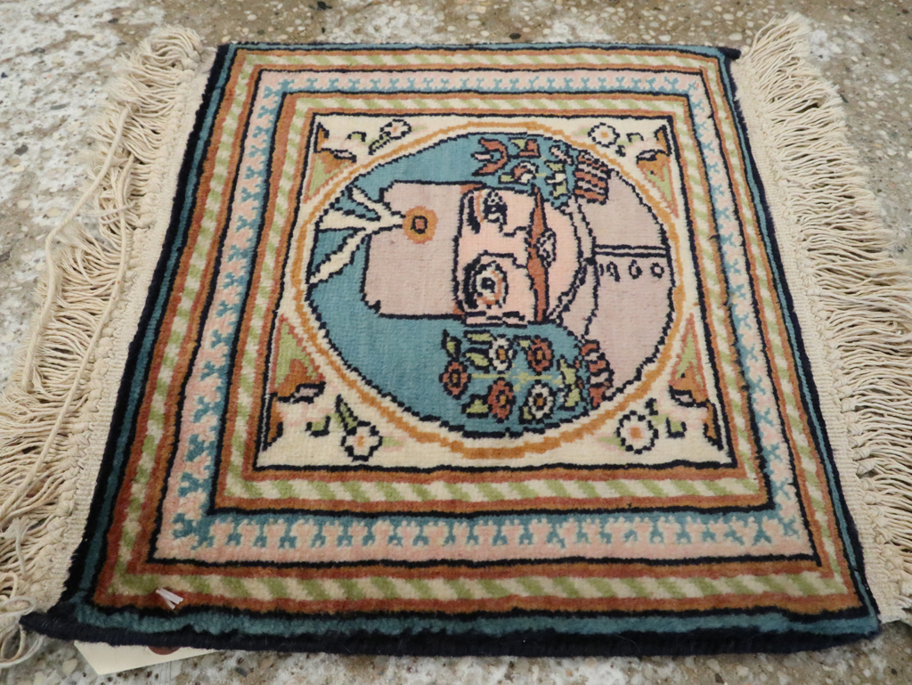 Vintage Persian Tabriz Pictorial Rug, No.26781 - Gsblank