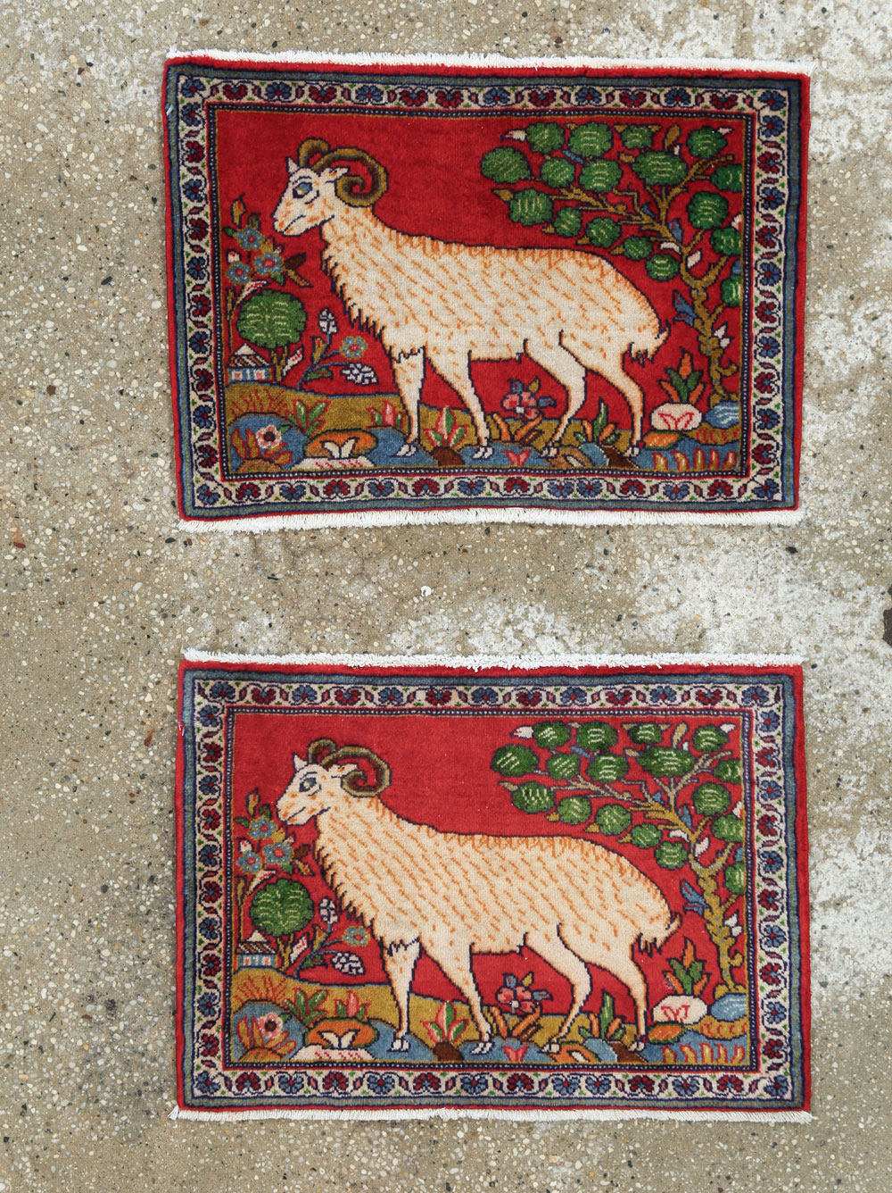 Vintage Persian Tabriz Pictorial Rug (Pair: 2 of 2), No.26789 - Gsblank