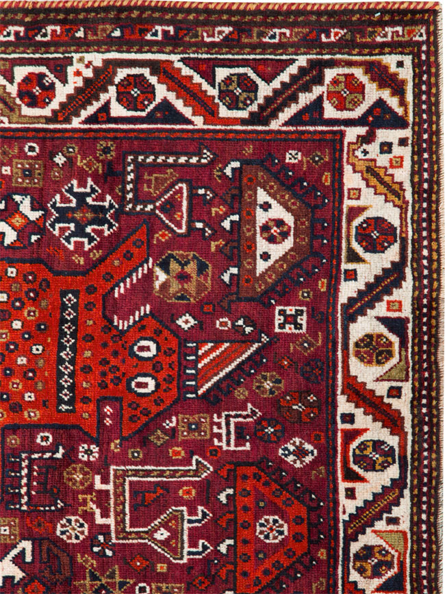 Vintage Pictorial Qashqai Rug, No.26794 - Gsblank