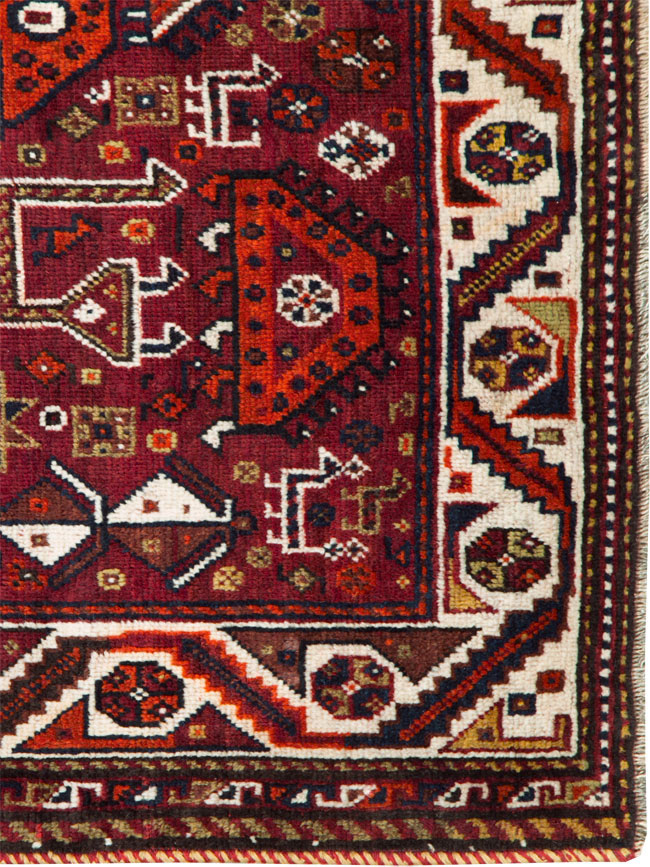Vintage Pictorial Qashqai Rug, No.26794 - Gsblank