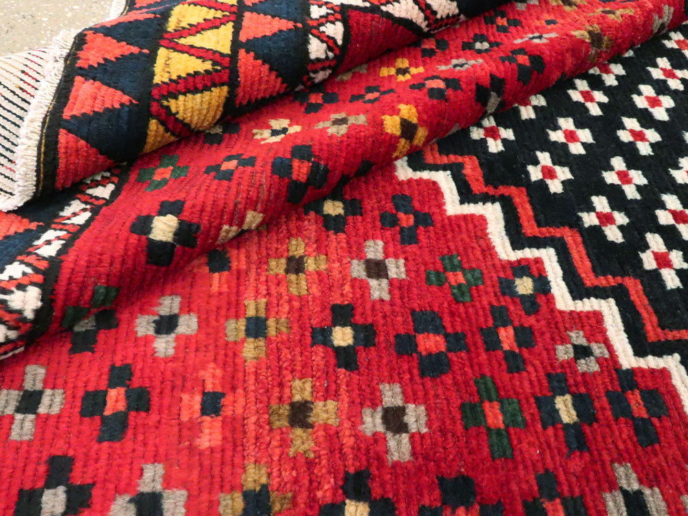 Vintage Persian Gabbeh Rug, No.26797 - Gsblank