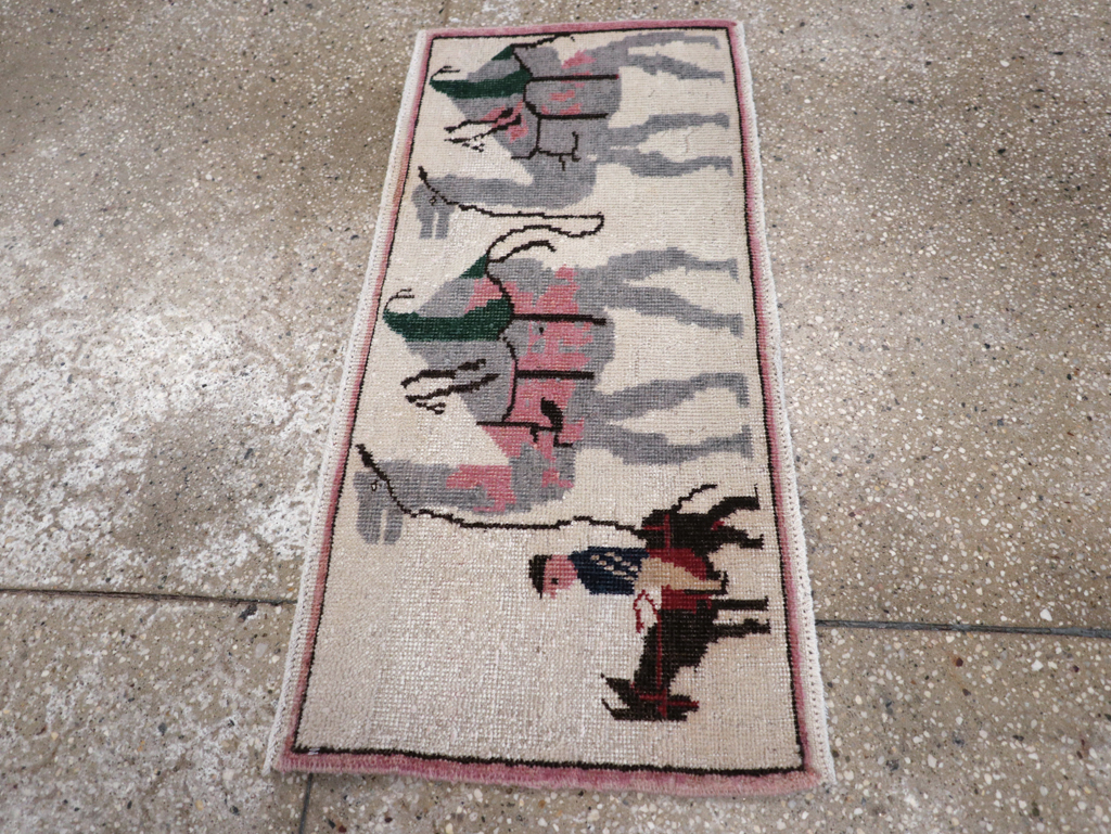 Vintage Turkish Pictorial Throw Rug, No.26817 - Gsblank