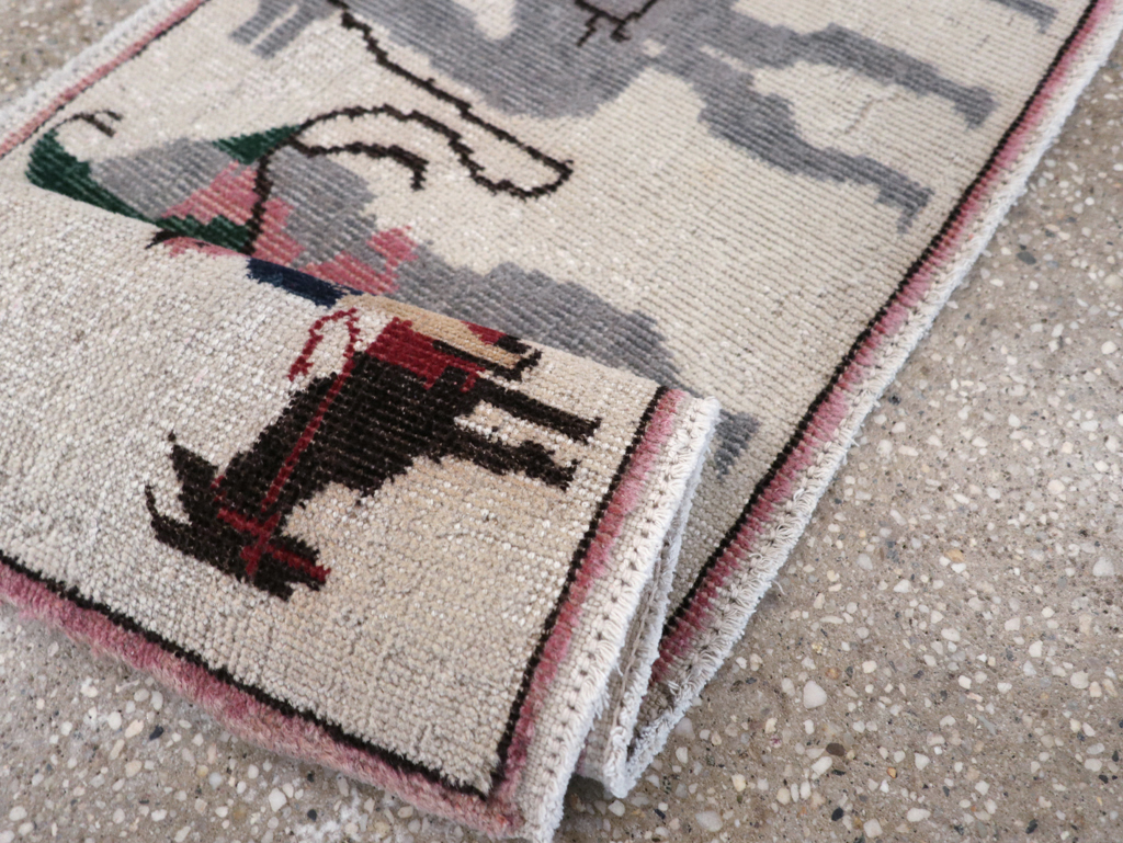 Vintage Turkish Pictorial Throw Rug, No.26817 - Gsblank