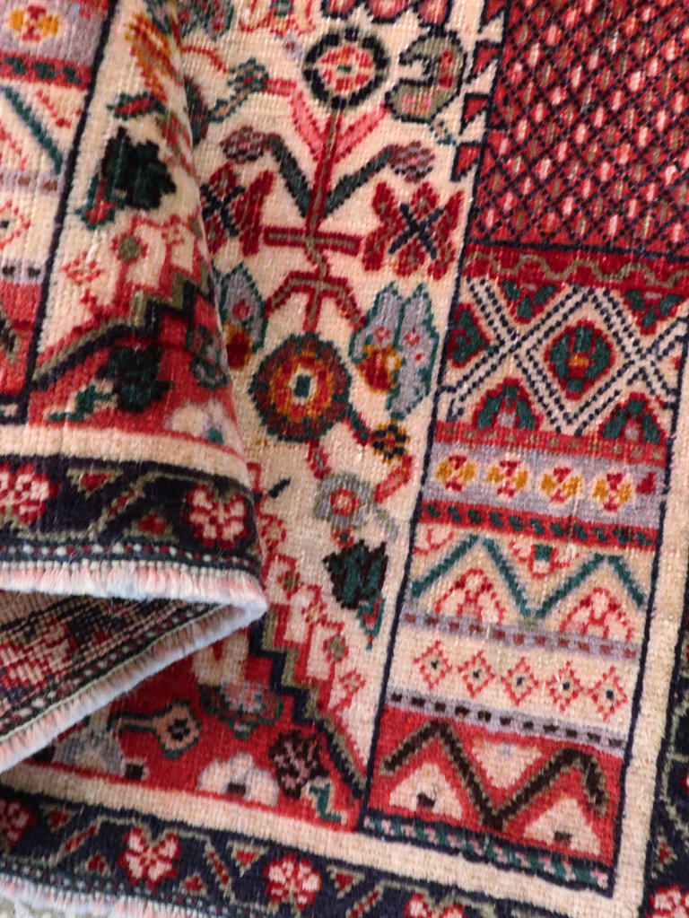 Vintage Persian Afshar Rug, No.26830 - Gsblank