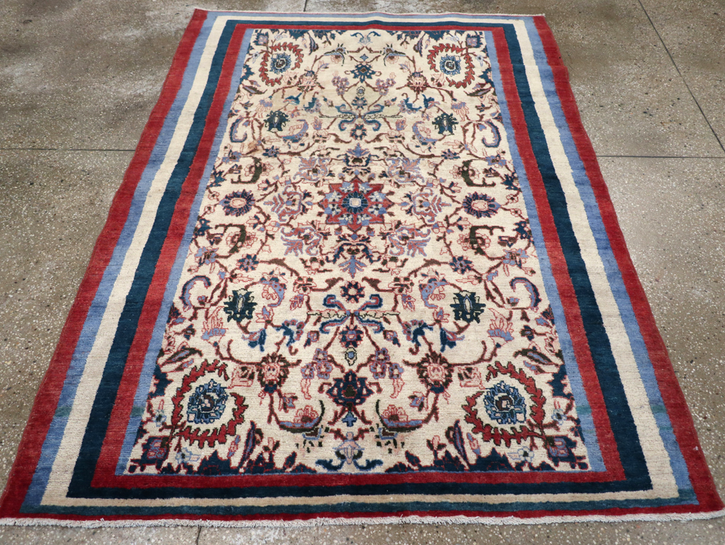 Vintage Persian Isfahan Accent Rug, No.26834 - Gsblank