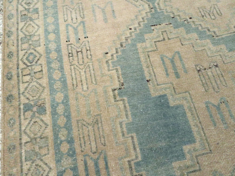 Vintage Persian Afshar Accent Rug, No.26851 - Gsblank