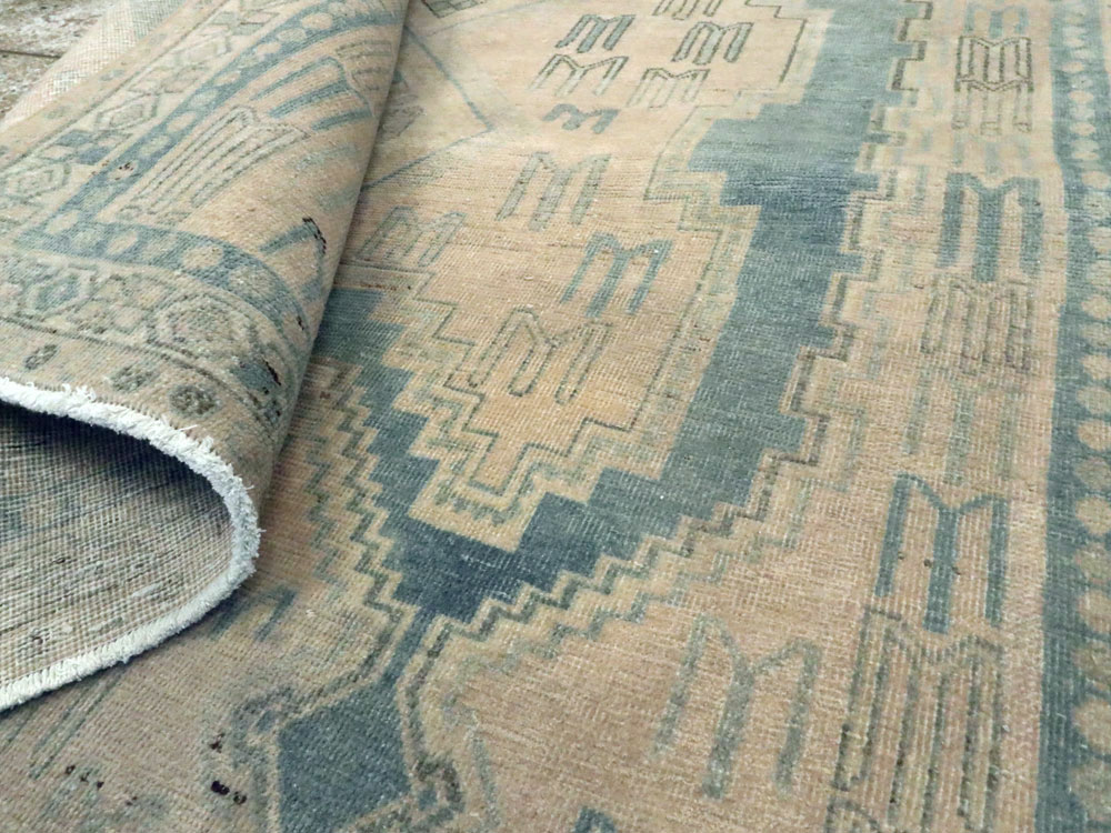 Vintage Persian Afshar Accent Rug, No.26851 - Gsblank