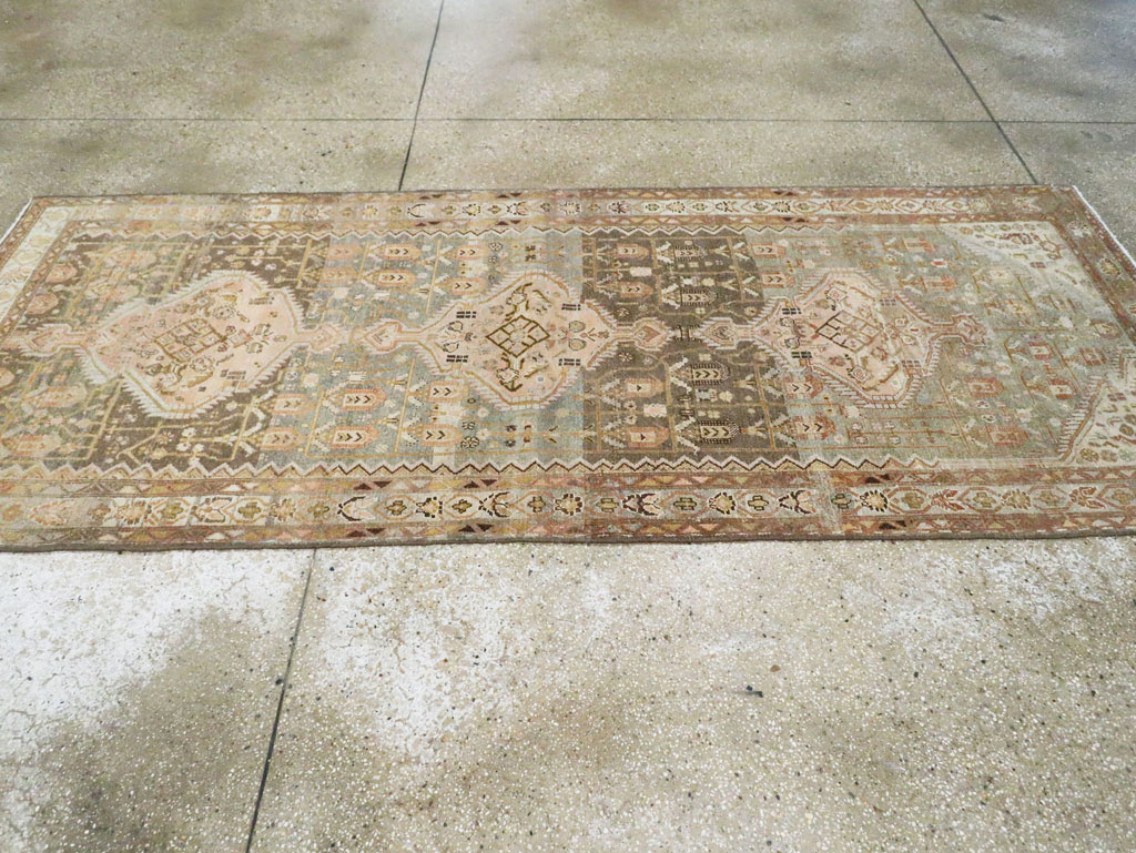 Antique Persian Malayer Gallery Carpet, No.26882 - Gsblank