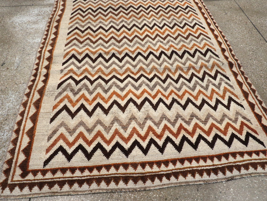 Vintage Persian Gabbeh Rug, No.26926 - Gsblank