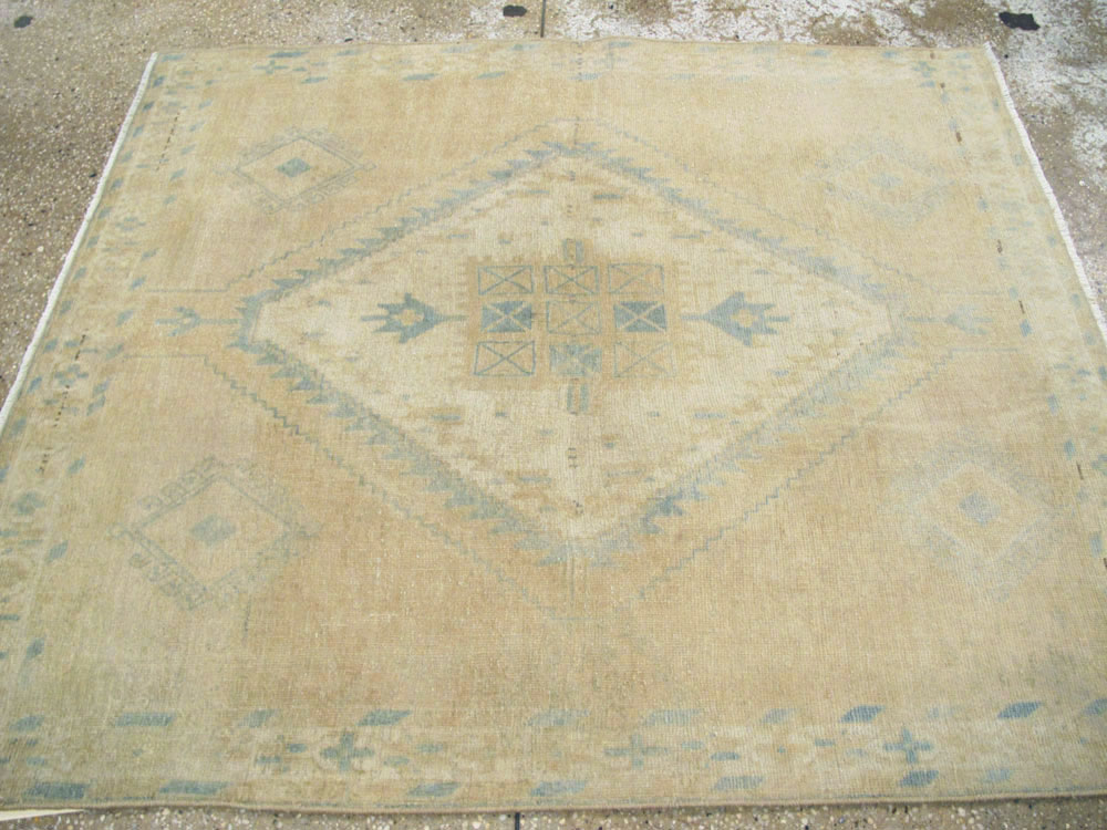 Vintage Persian Afshar Rug, No.26966 - Gsblank