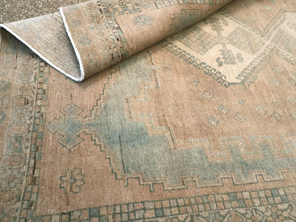 Vintage Persian Afshar Accent Rug, No.26971 - Gsblank