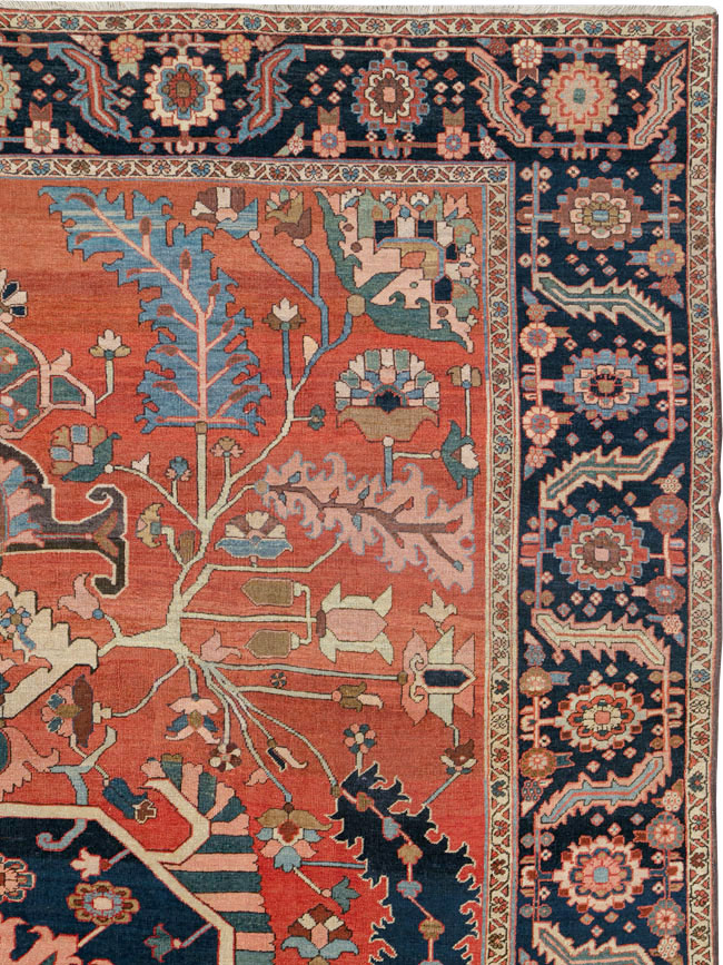 Antique Persian Serapi Rug, No.26975 - Gsblank