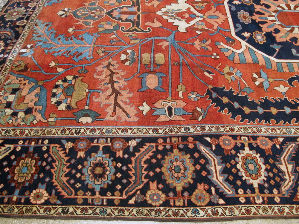 Antique Persian Serapi Rug, No.26975 - Gsblank