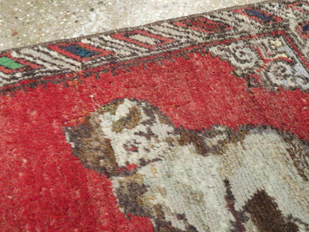 Vintage Turkish Anatolian Pictorial Rug, No.26987 - Gsblank