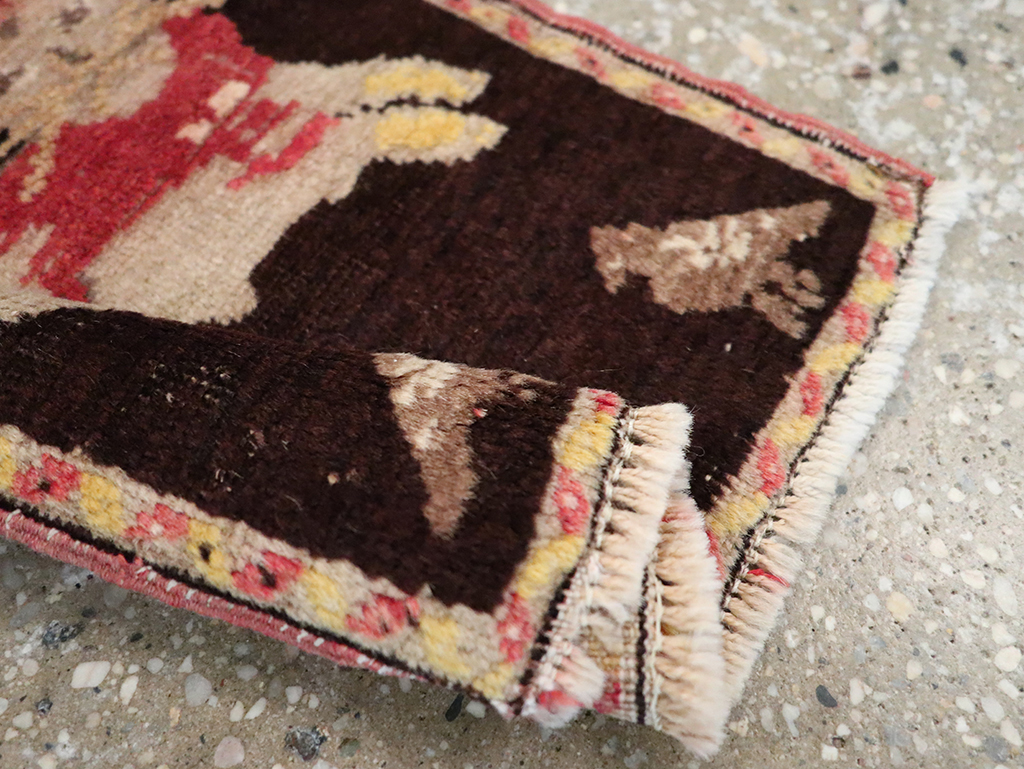 Vintage Russian Karabagh Pictorial Rug (Pair: 1 of 2), No.26988 - Gsblank