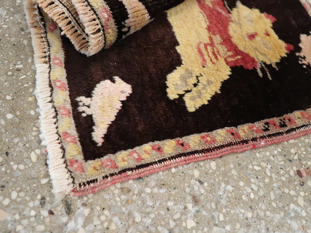 Vintage Russian Karabagh Pictorial Rug (Pair: 2 of 2), No.26989 - Gsblank