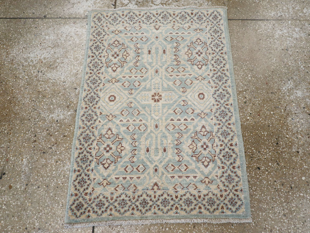 Contemporary Indian Agra Throw Rug, No.26995 - Gsblank