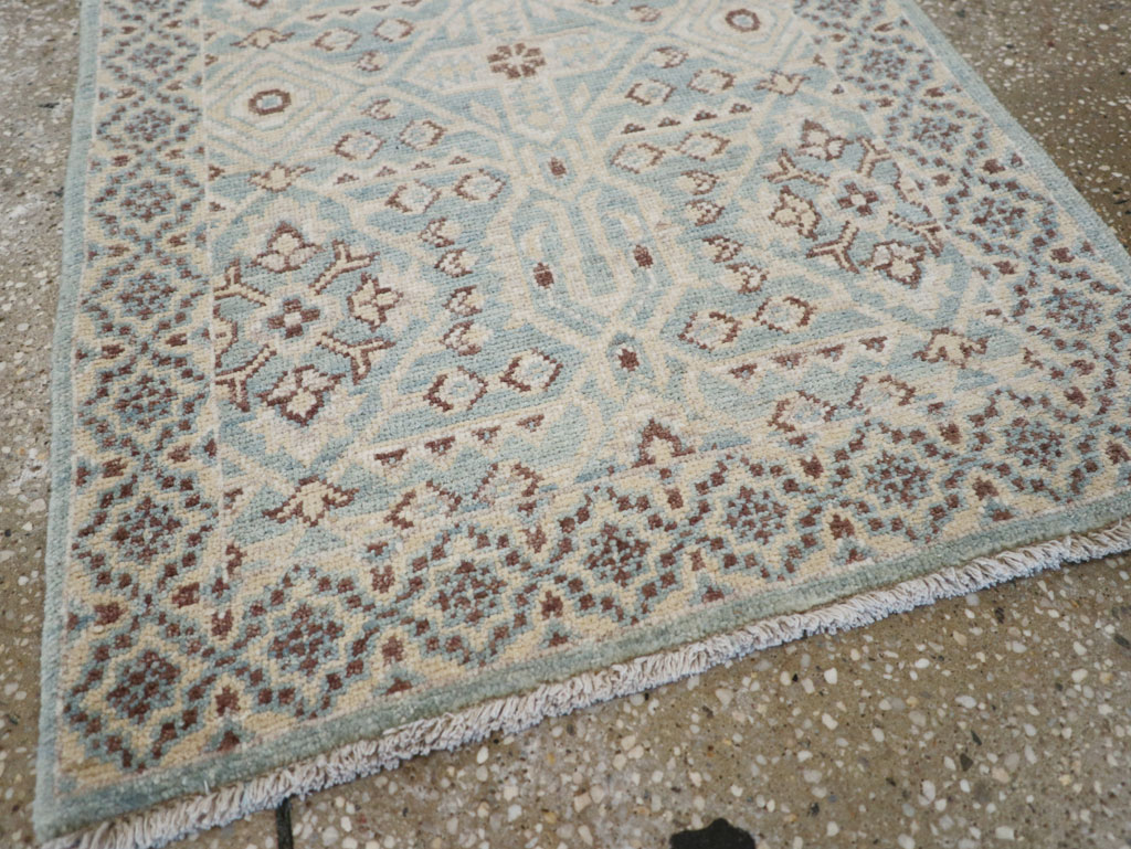 Contemporary Indian Agra Throw Rug, No.26995 - Gsblank