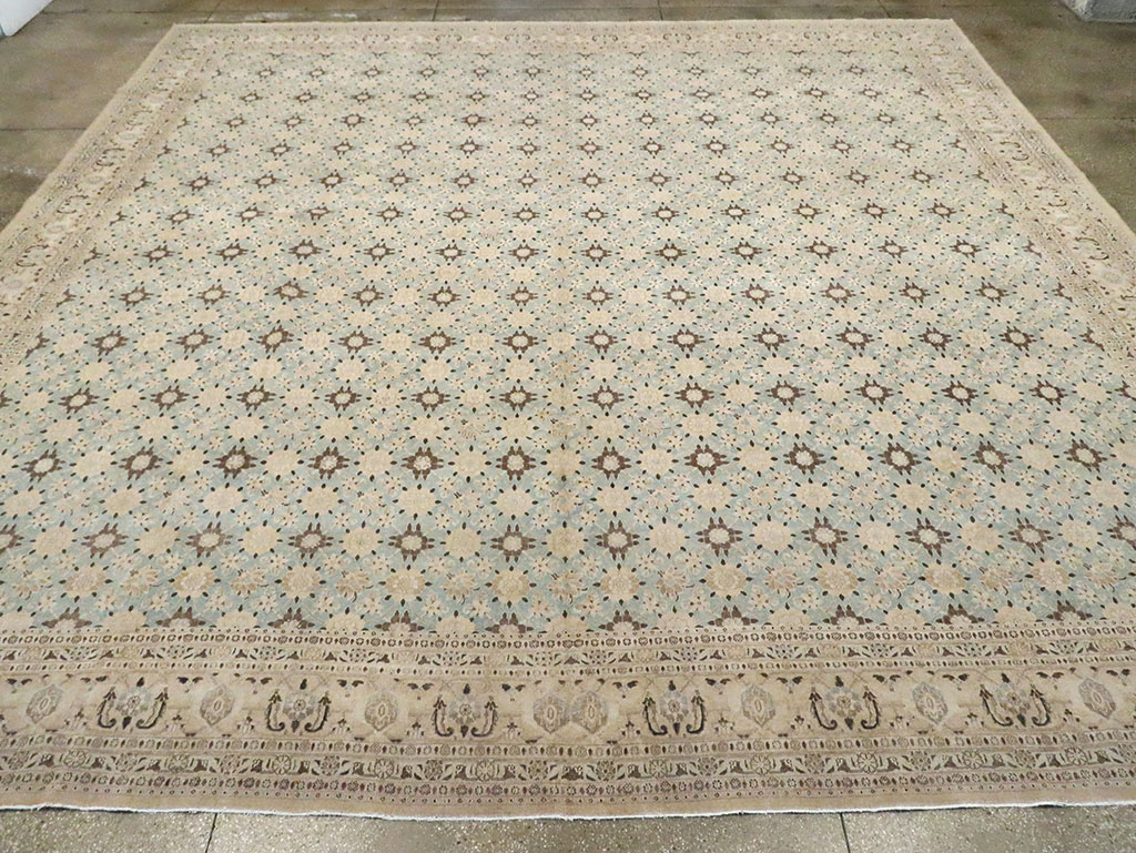 Vintage Persian Mashad Square Carpet, No.27004 - Gsblank