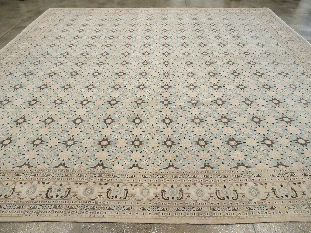 Vintage Persian Mashad Square Carpet, No.27004 - Gsblank
