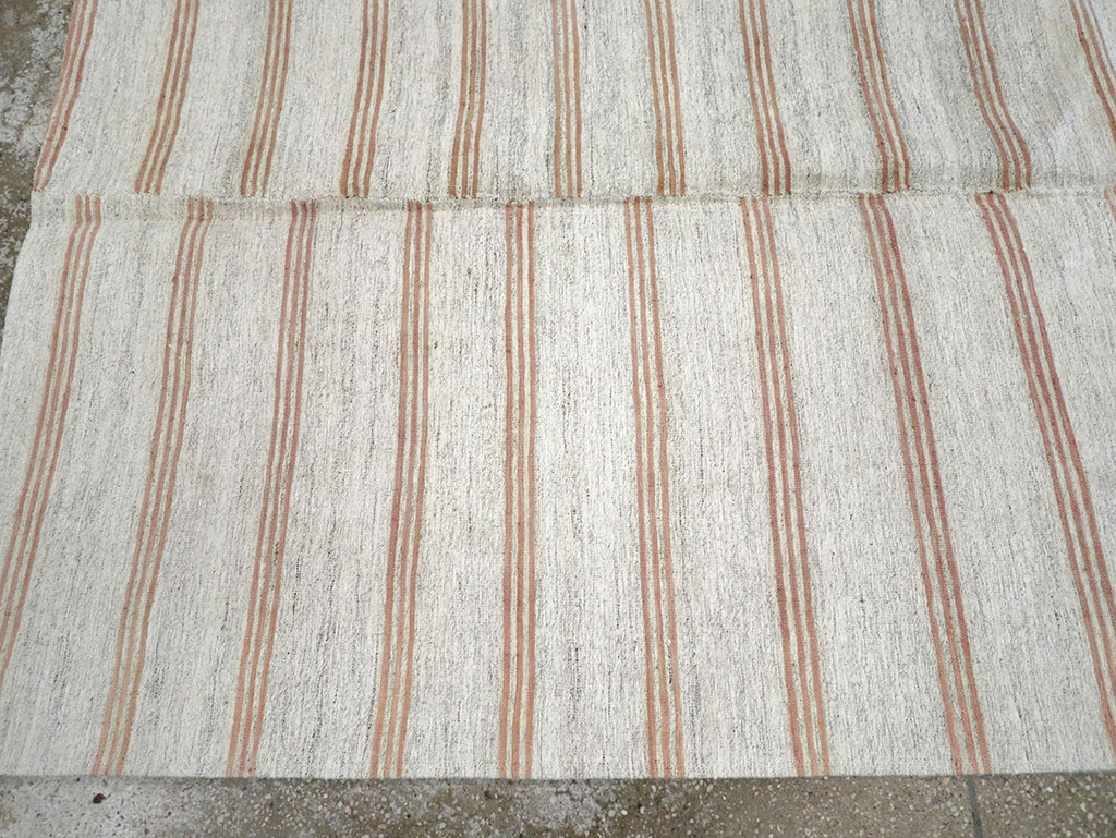 Vintage Turkish Flatweave Kilim Accent Rug, No.27007 - Gsblank