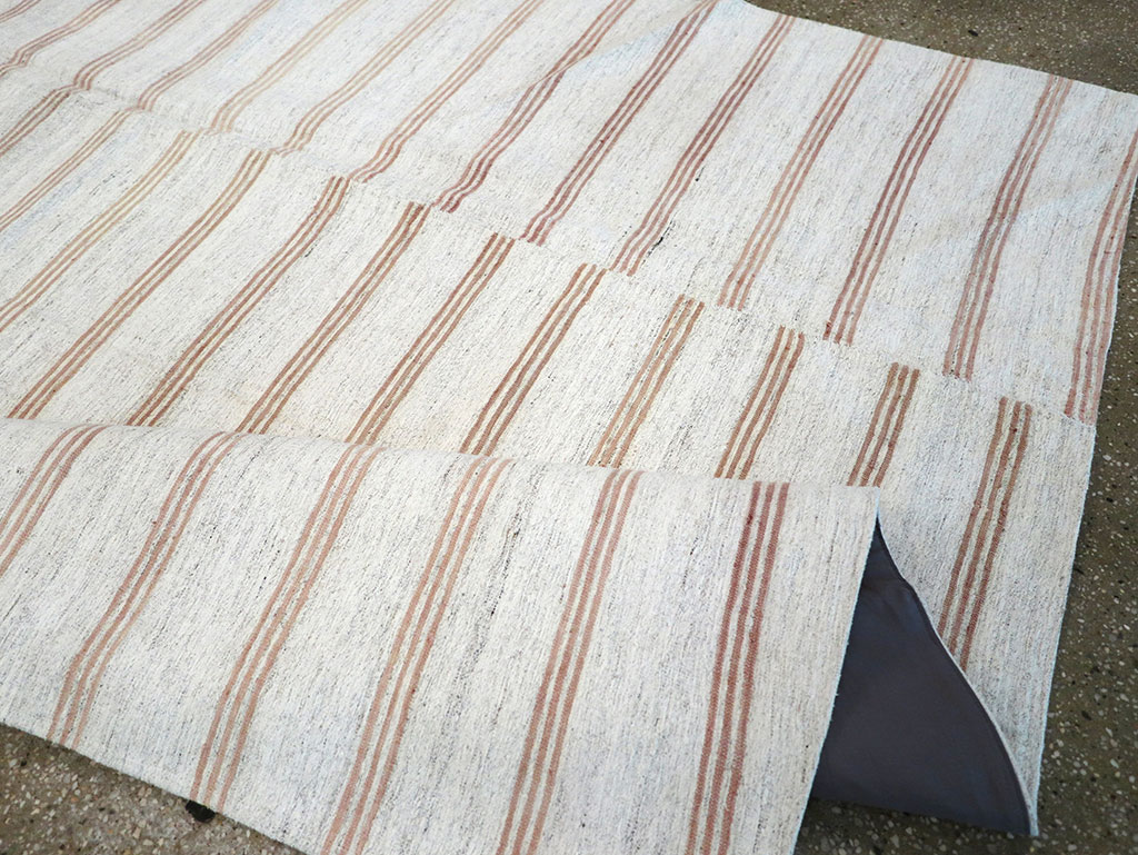 Vintage Turkish Flatweave Kilim Accent Rug, No.27007 - Gsblank