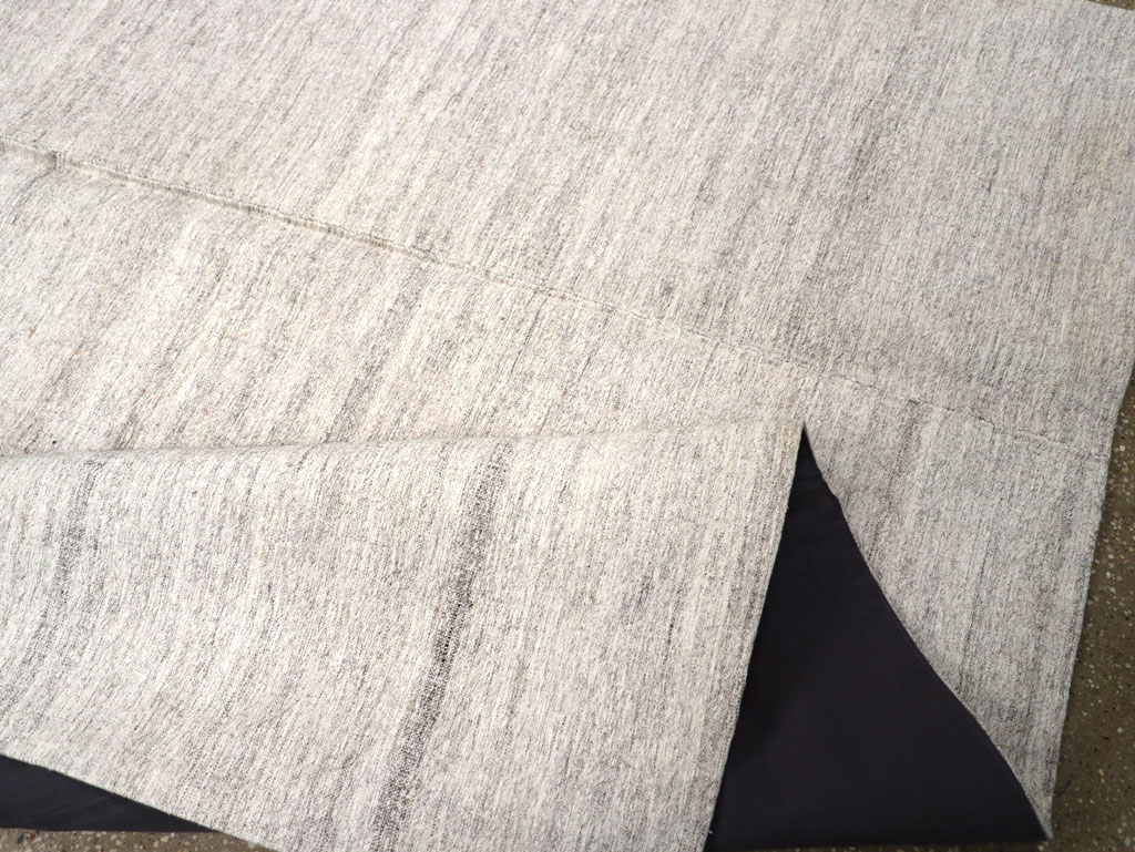 Vintage Turkish Flatweave Kilim Accent Rug, No.27011 - Gsblank